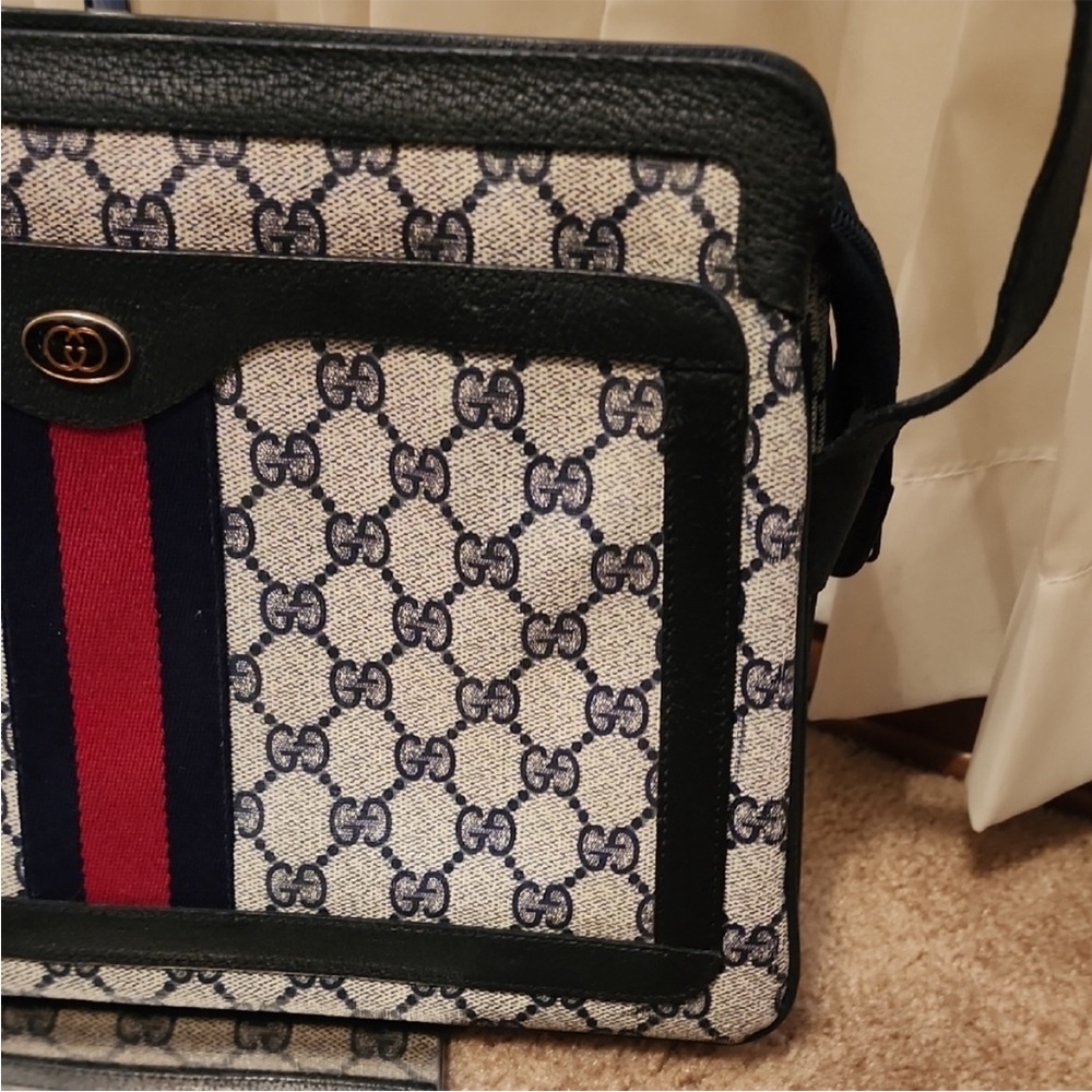Gucci GG sherry line Shoulder Bag with Red and Blue Accents adjustable strap♥️ - Picture 5 of 14